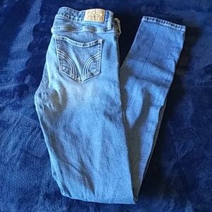 Hollister Super Skinny Jeans
